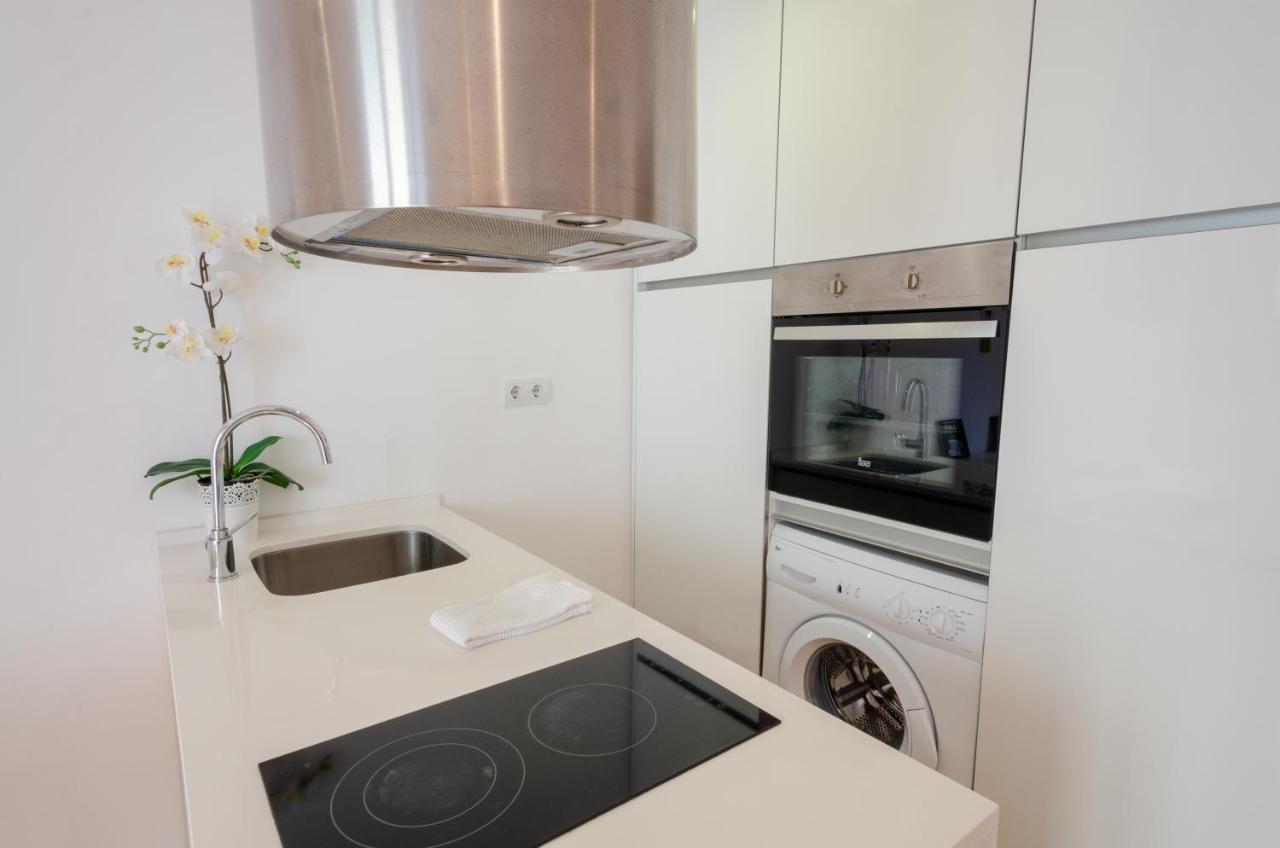 Central Lisbon Flat Near Avenida Bagian luar foto